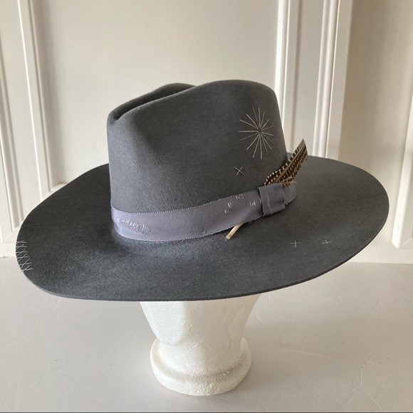 NWT Lovely Bird Malibu x Free People Gray Embroidered Distressed Wool Hat Sz S - Picture 2 of 12